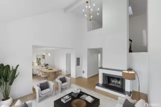 More Details about MLS # 425076486 : 303 INNISFREE DRIVE #2