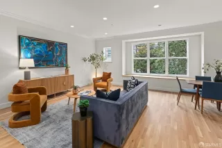 Photo #2: 425076721 Listing