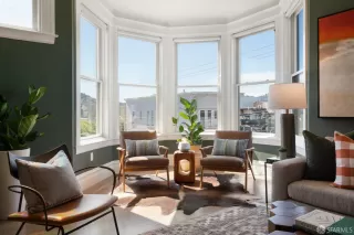 Photo #2: 425076805 Listing