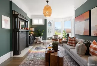 Photo #3: 425076805 Listing