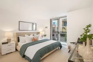 Photo #5: 425076979 Listing