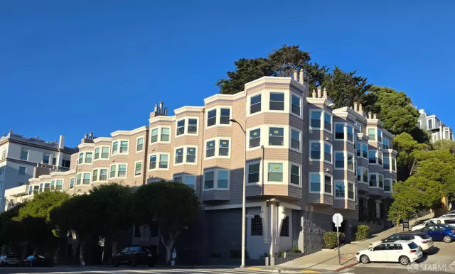 MLS: 425077447 Condo For Sale