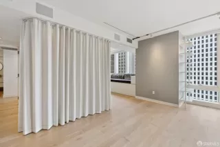 Photo #6: 425077729 Listing 