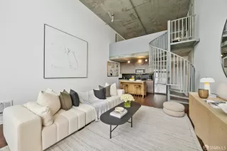 Photo #5: 425077843 Listing 