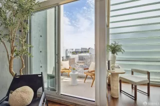 Photo #6: 425077843 Listing 