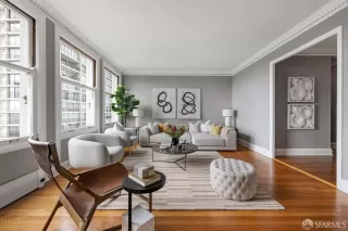 Photo #6: 425077874 Listing