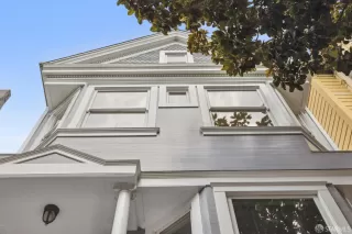 Photo #2: 425077919 Listing 