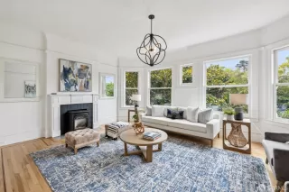 Photo #5: 425077919 Listing 