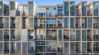 Photo #4: 425077920 Listing 