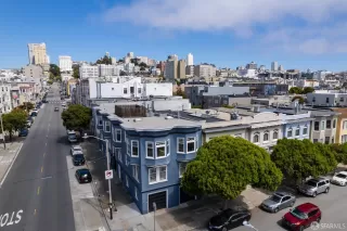 Photo #4: 425078080 Listing 