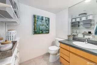 Photo #6: 425078490 Listing