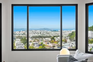 Photo #5: 425078557 Listing