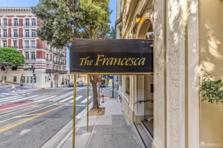 Photo #3: 425078666 Listing