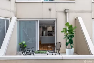 Photo #6: 425078952 Listing 