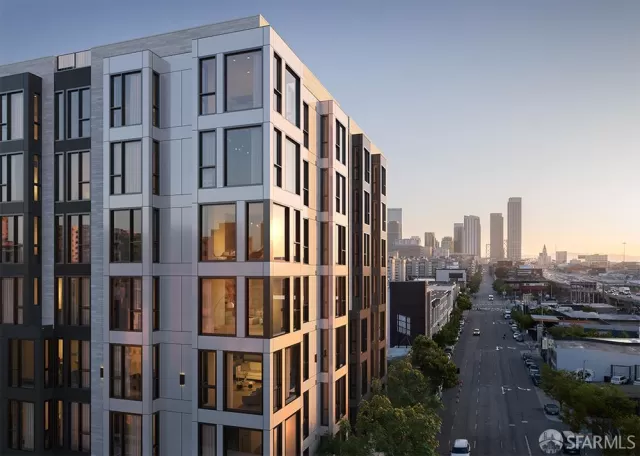 MLS: 425079168 Condo For Sale