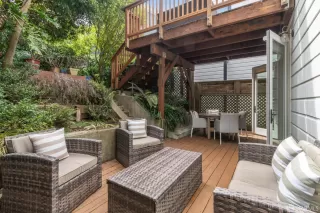 Photo #4: 425079266 Listing