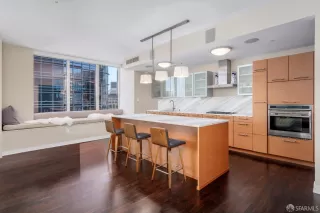 Photo #5: 425079277 Listing 