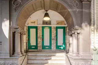 Photo #2: 425079278 Listing