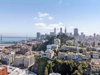 Photo #5: 425079320 Listing