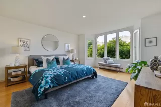 Photo #6: 425079388 Listing