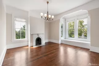 Photo #2: 425079458 Listing 