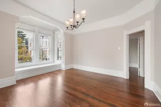 Photo #4: 425079458 Listing 