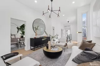 Photo #3: 425079515 Listing 