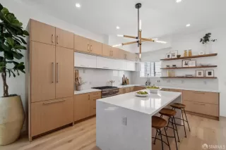 Photo #5: 425079515 Listing 