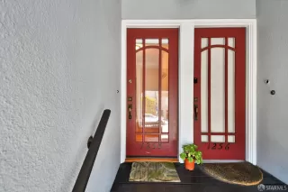 Photo #5: 425079593 Listing