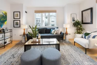 Photo #3: 425079657 Listing 