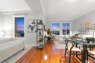 Photo #3: 425080082 Listing