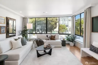 Photo #3: 425080099 Listing