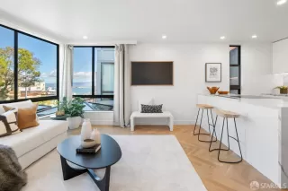 Photo #5: 425080099 Listing