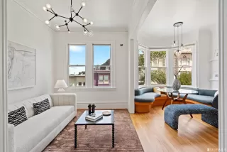 Photo #4: 425080203 Listing