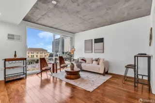 Photo #3: 425080225 Listing 