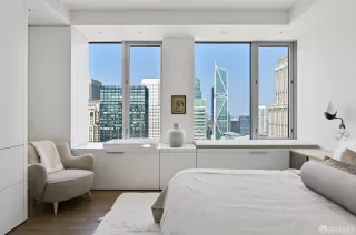 Photo #5: 425080439 Listing