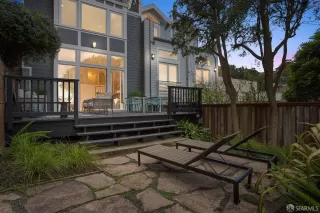 Photo #4: 425080462 Listing