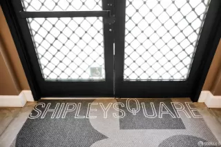 Photo #4: 425080867 Listing