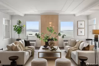 Photo #6: 425080944 Listing 