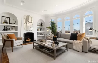 Photo #2: 425080973 Listing