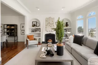 Photo #3: 425080973 Listing