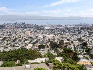 Photo #5: 425080997 Listing 