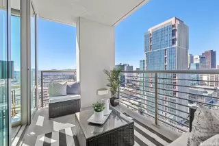 Photo #2: 425081319 Listing