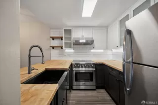 Photo #3: 425081550 Listing