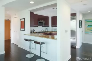 Photo #6: 425081765 Listing 