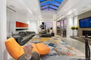 Photo #2: 425081829 Listing 