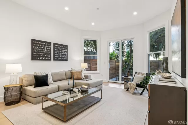 MLS: 425081893 Condo For Sale