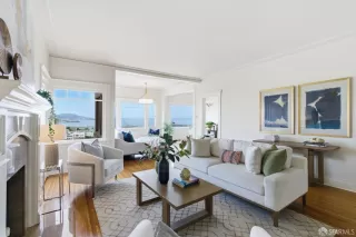 Photo #3: 425081956 Listing 