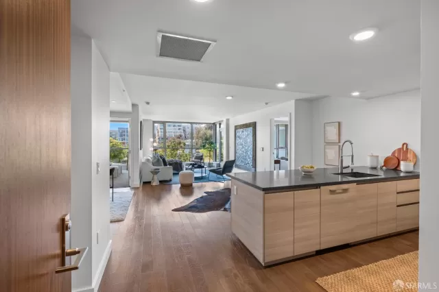 MLS: 425082165 Condo For Sale