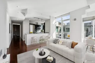 Photo #4: 425082190 Listing 